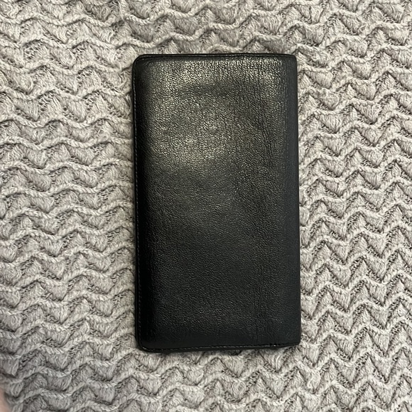 Authentic Chanel leather wallet - Picture 5 of 7